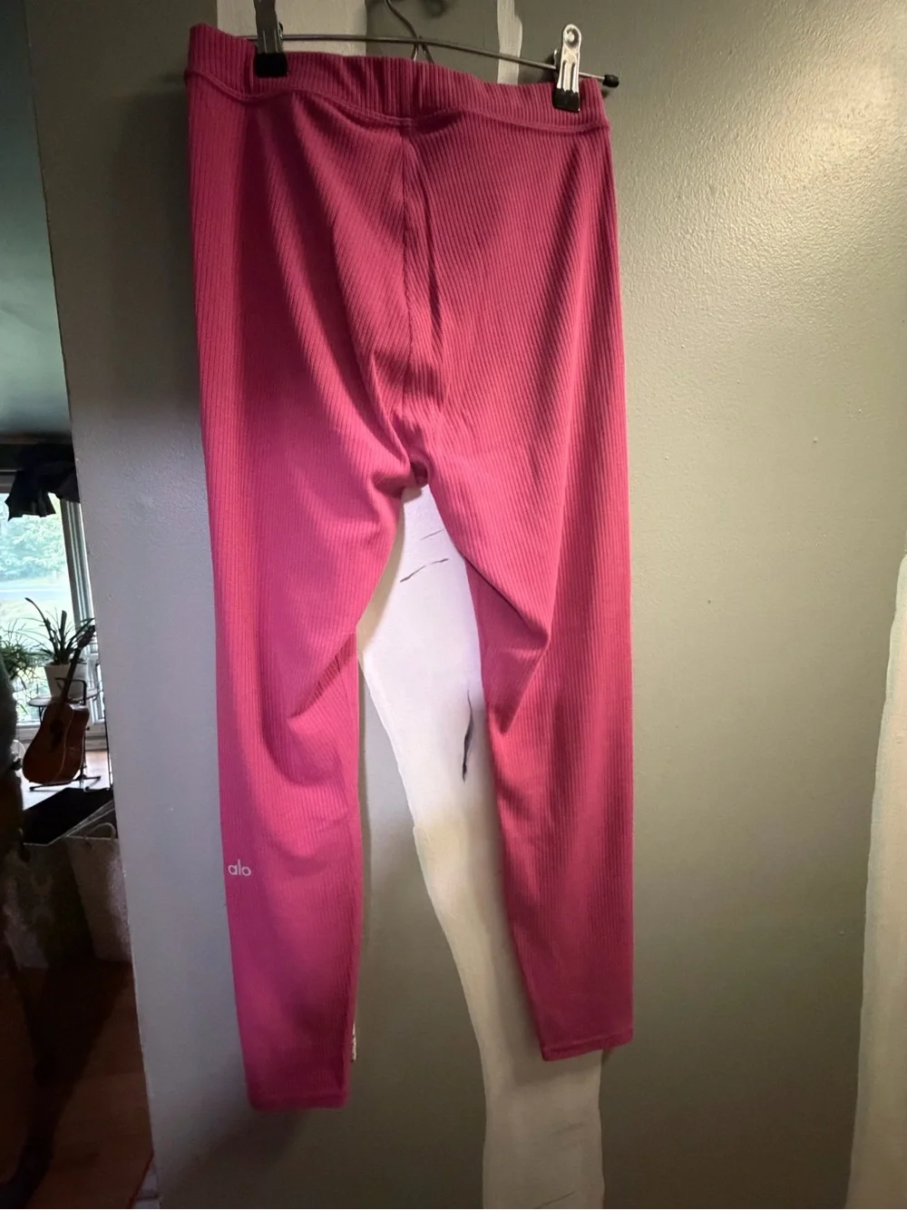 ALO Yoga Pink Ribbed Leggings